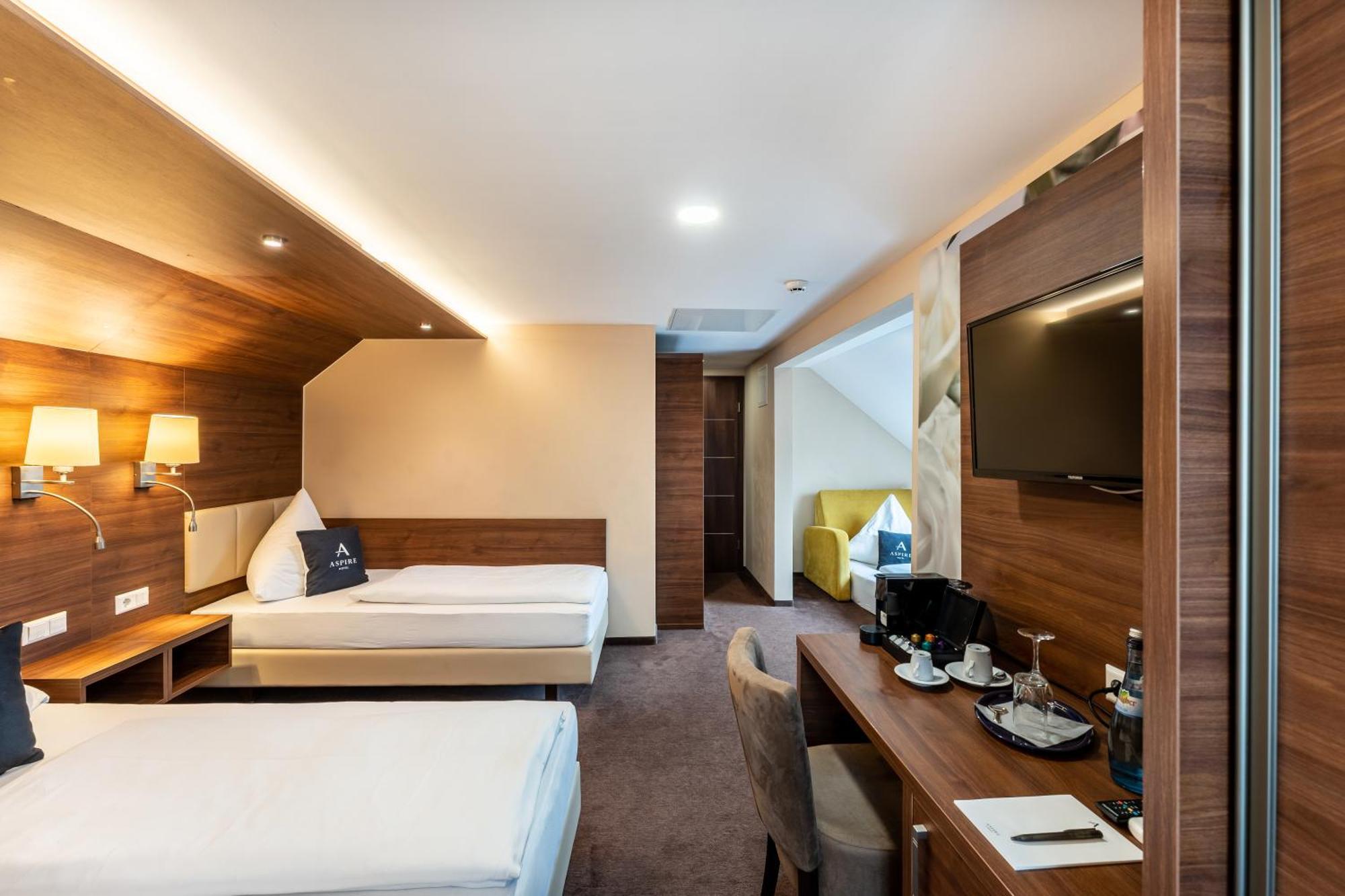 Stadthotel 3* Ройтлинген