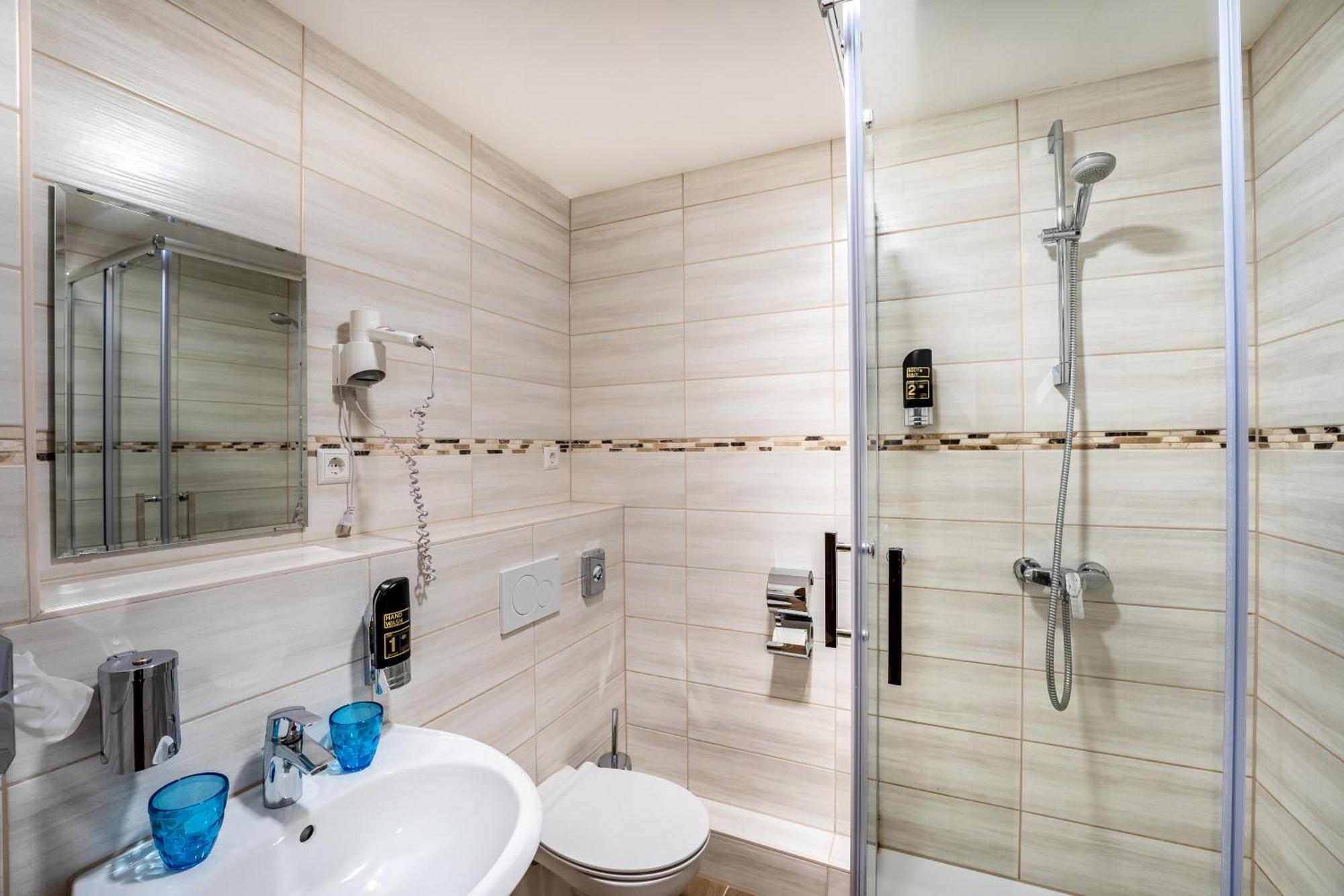 Отель Stadthotel Ройтлинген